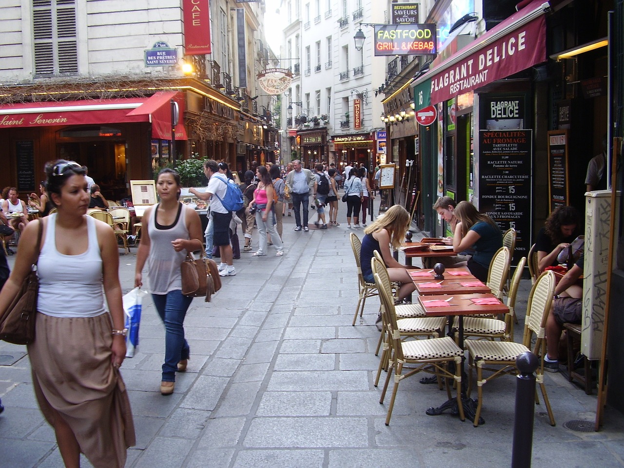 Wander through its narrow streets with charming cafés this neighborhood has to offer.